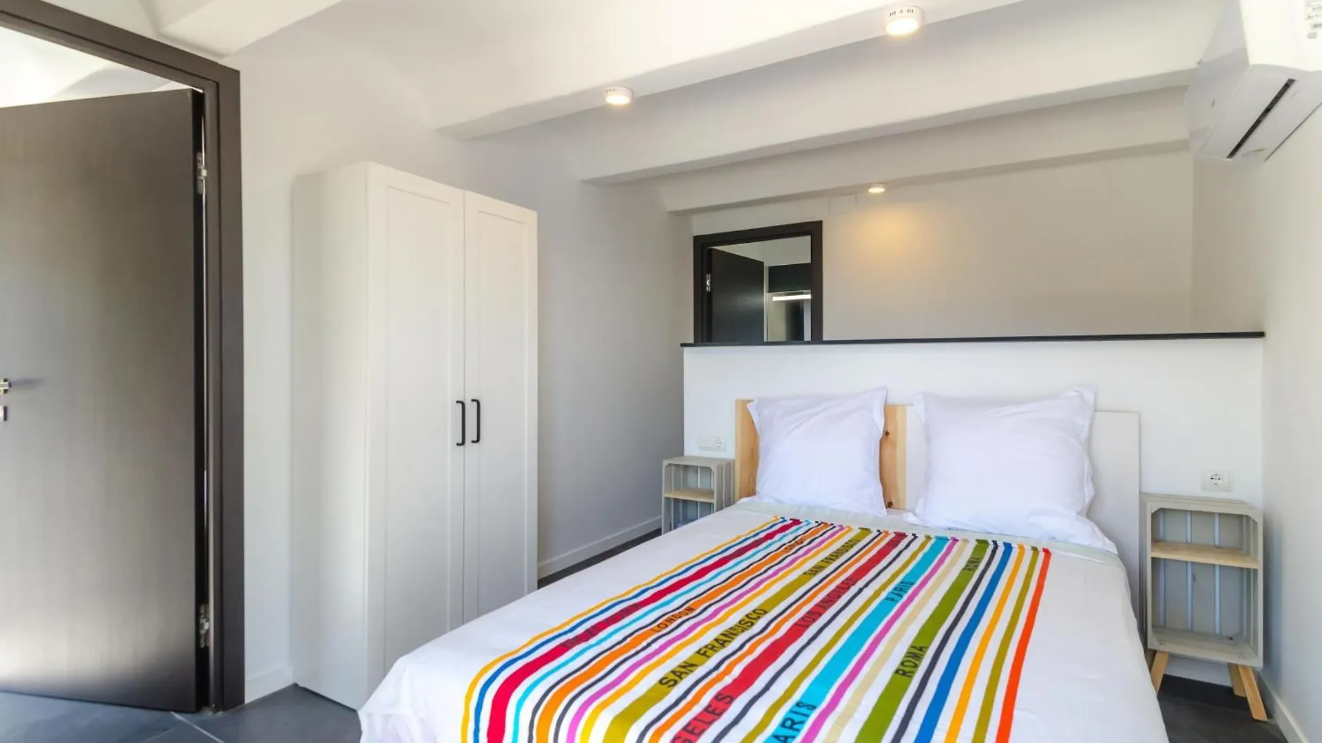 Seaside Villa In Lloret De Mar With Garden And Pool View